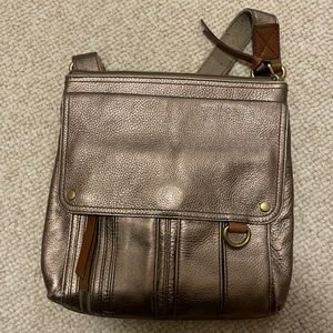 Fossil purse